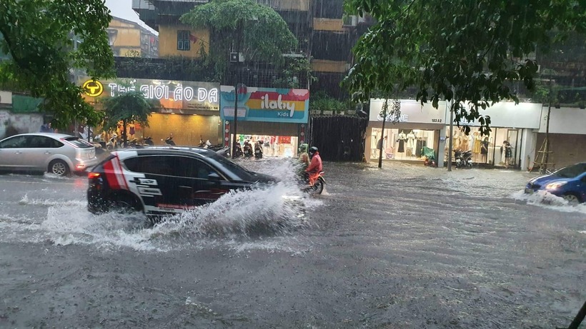 Tổng lượng mưa ở khu vực phía bắc thành phố phổ biến 50 - 100mm, có nơi trên 150mm. Trung tâm thành phố lượng mưa phổ biến 40 - 70mm, có nơi trên 120mm. Ảnh minh họa