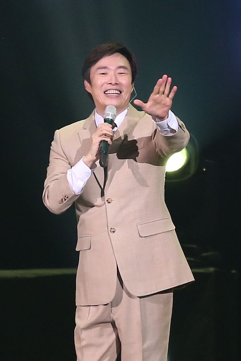 Phí Ngọc Thanh, cựu ca sĩ nổi tiếng Đài Loan (Trung Quốc).