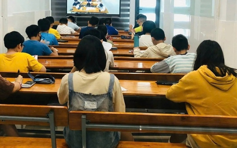 Hà Nội yêu cầu Sở GD&ĐT quản lý chặt các trường, tuyệt đối không để lạm thu. Ảnh minh họa