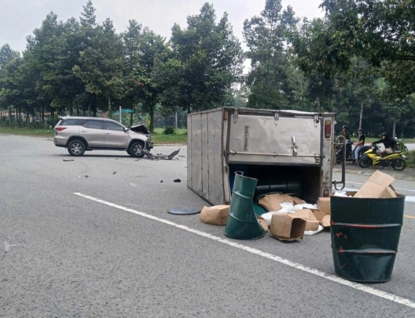 Hiện trường vụ tai nạn. Ảnh: Người đưa tin.