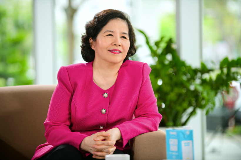 Bà Mai Kiều Liên sinh ra tại Pháp, Thành viên HĐQT kiêm Tổng Giám đốc Vinamilk, là nữ doanh nhân quyền lực thường được nhắc đến như "Nữ tướng ngành sữa Việt Nam".