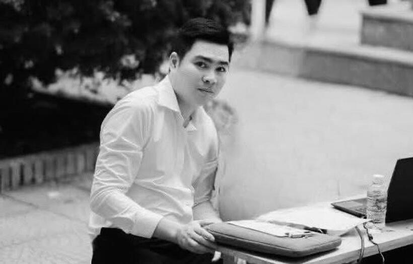 Thầy Nguyễn Văn Tuấn. Ảnh: Tiền phong