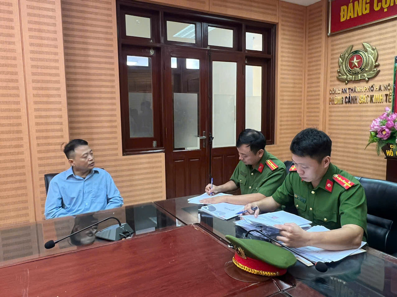 Qua điều tra công an xác định ông Nguyễn Hòa Bình đã chỉ đạo thành lập pháp nhân Công ty Cổ phần dịch vụ công nghệ Blockchain Việt Nam. Số tiền góp vốn ban đầu được chuyển vào tài khoản của công ty để duy trì hoạt động dự án đồng tiền số AntEx như: Trả lương cho các nhân viên và đội ngũ kỹ thuật viên phát triển dự án, mua máy chủ cung cấp dịch vụ trên mạng internet phục vụ dự án.Quá trình phát triển dự án, các đối tượng đã họp bàn để công bố chính sách phát triển các dự án đồng tiền số. Trong đó, các đối tượng dự kiến bán tổng số lượng 100 tỷ "đồng tiền số AntEx" (gọi tắt là 100 tỷ token) ra thị trường.Từ tháng 8/2021 đến tháng 11/2021, các đối tượng phát hành và bán 33,2 tỷ "đồng tiền số AntEx" cho khoảng 30.000 nhà đầu tư trên các sàn giao dịch, thu về ví điện tử trên sàn giao dịch là 4,5 triệu USDT (bằng khoảng 117 tỷ đồng).