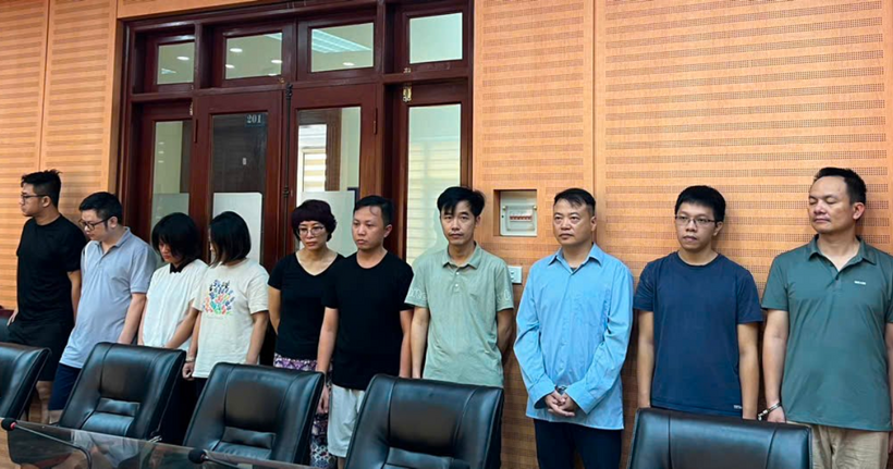 Các đối tượng tại cơ quan điều tra.