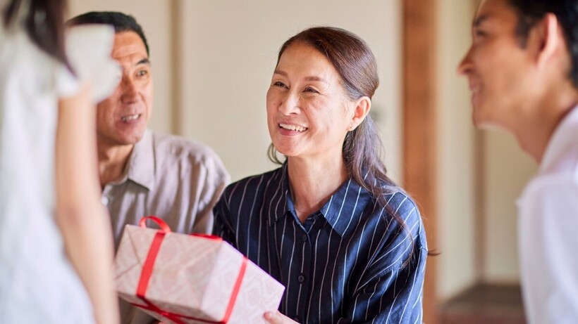 Top 10+ quà tặng 20/10 cho mẹ khiến hạnh phúc ngập tràn - 1