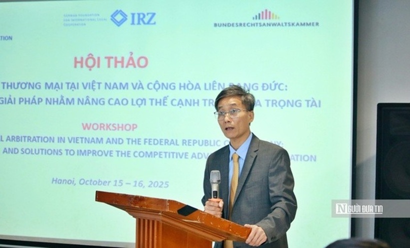 Ông Nguyễn Khánh Ngọc - Chủ tịch Hội Luật gia Việt Nam phát biểu tại hội thảo.