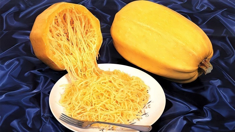 Lạ lùng loại bí có phần ruột tách thành sợi như mì spaghetti, giá cao ngất ngưởng - 2