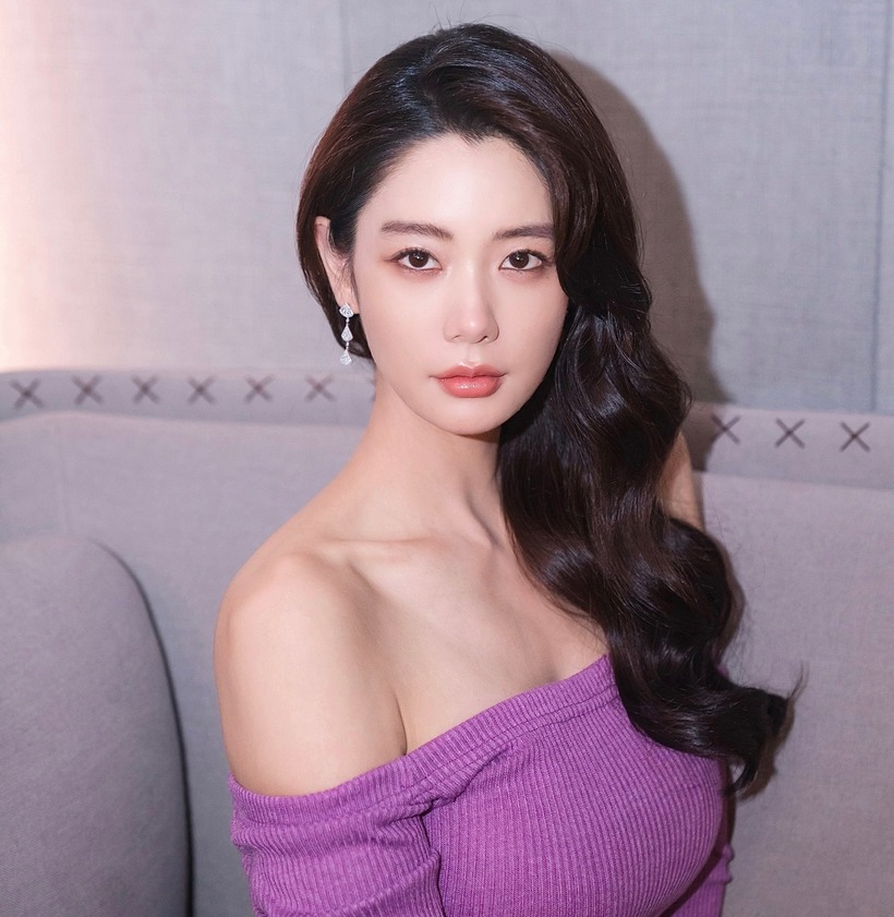 Clara người từng được mệnh danh là “Mỹ nhân số 1 showbiz Hàn Quốc” vừa chính thức tuyên bố ly hôn.