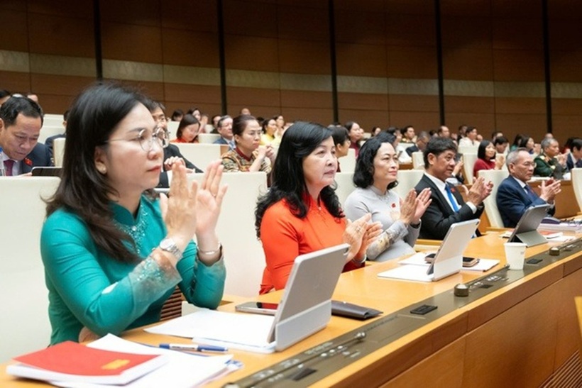 Các ĐBQH tham dự phiên khai mạc (Ảnh: Media Quốc hội).