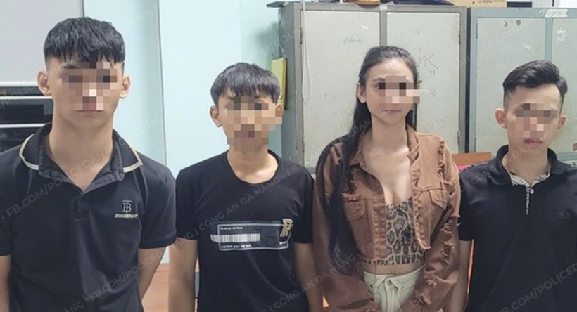 Các đối tượng tại cơ quan công an. Ảnh: Sức khỏe và Đời sống