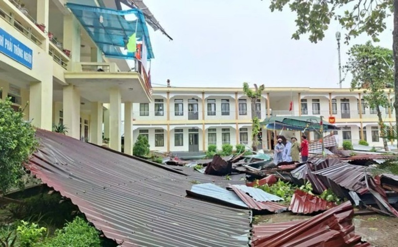 Bão số 10 đã gây thiệt hại cho một trường tại tỉnh Hà Tĩnh. Ảnh: Sức khoẻ & Đời sống.