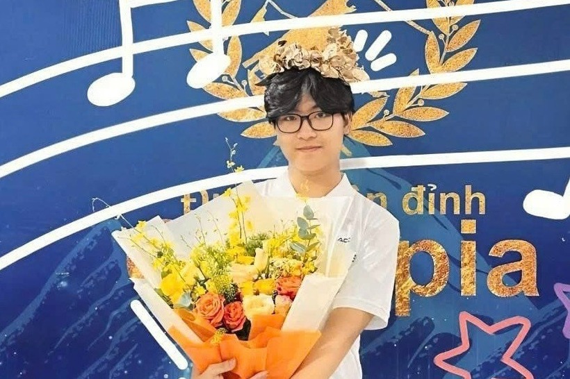 Nam sinh Trần Bùi Bảo Khánh, học sinh lớp 12 chuyên Sinh, Trường THPT chuyên Hà Nội - Amsterdam vào chung kết Đường lên đỉnh Olympia năm thứ 25. Ảnh: ZNews