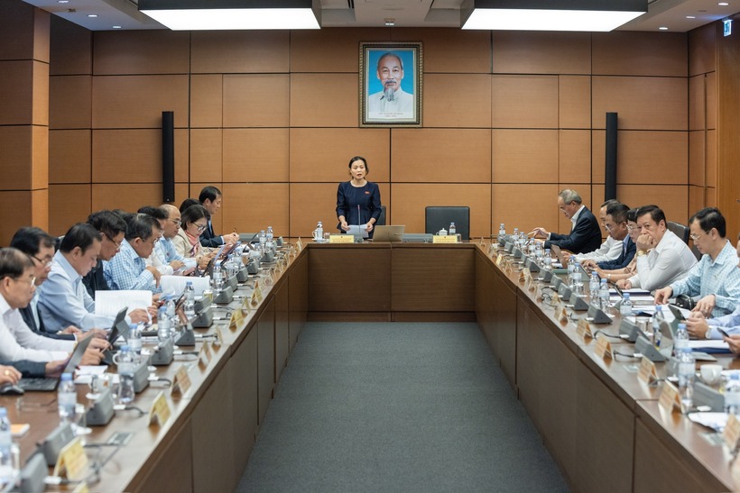 Quang cảnh phiên thảo luận tổ Tp.Hồ Chí Minh chiều 23/10 (Ảnh: Quang Vinh).