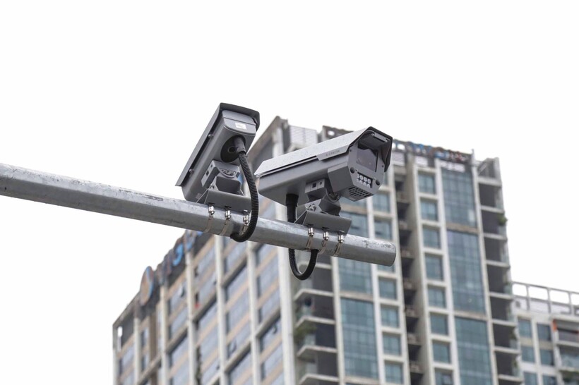 So với camera thông thường, camera AI có khả năng phân tích, xử lý hình ảnh ngay tại thiết bị.