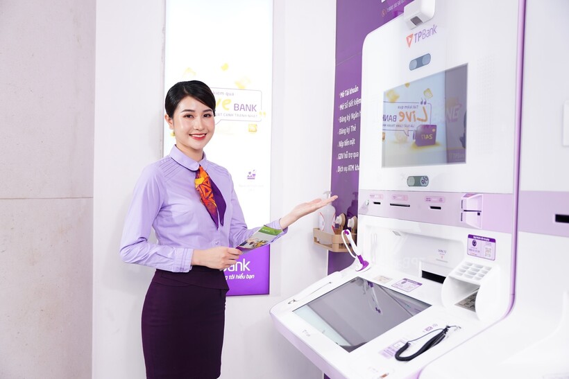 TPBank liên tục đầu tư vào các giải pháp số như App TPBank, LiveBank 24/7, TPBank Biz,... nhằm nâng cao trải nghiệm khách hàng và tối ưu hóa hiệu quả hoạt động.