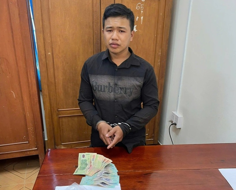 Đối tượng Thái Văn Nam tại cơ quan công an. Ảnh: Báo Dân trí.