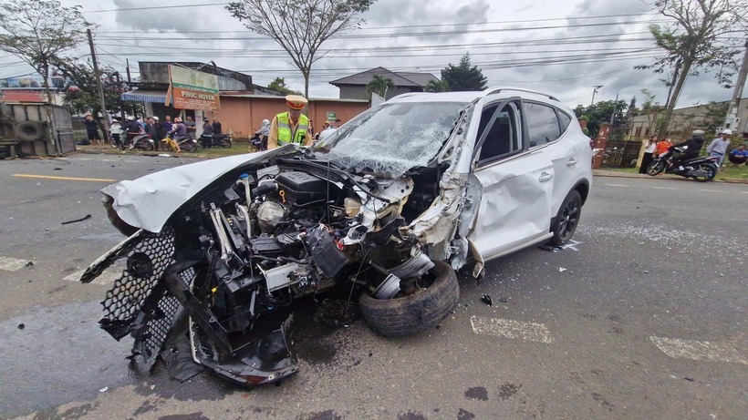 Hiện trường xảy ra vụ tai nạn. Ảnh: Báo Tiền phong.