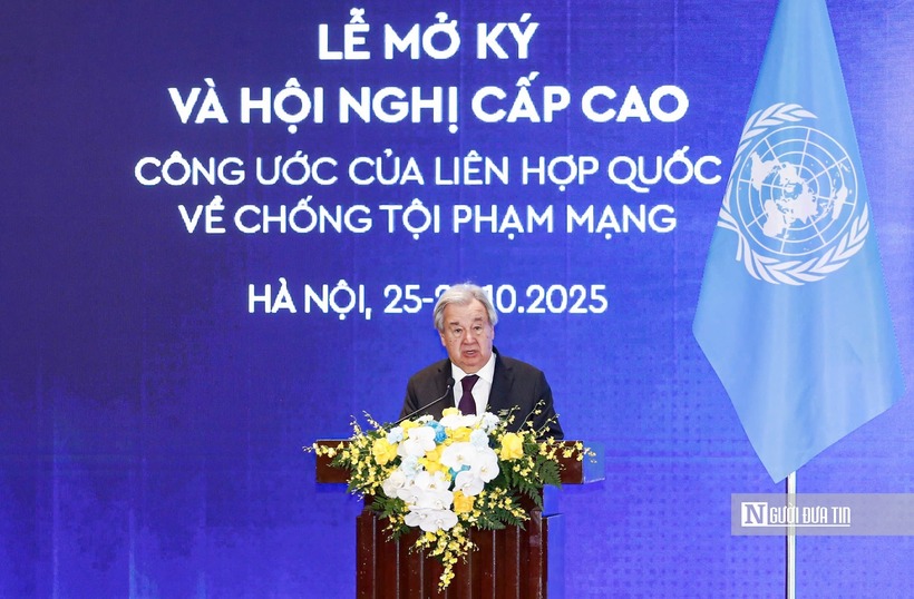 Tổng Thư ký Liên Hợp Quốc António Guterres chia sẻ tại họp báo (Ảnh: Minh Đức)