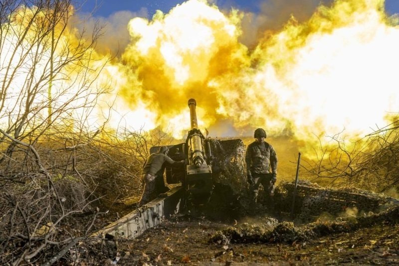 Nga tiếp tục tấn công trên nhiều mặt trận. Ảnh: Foreign Policy