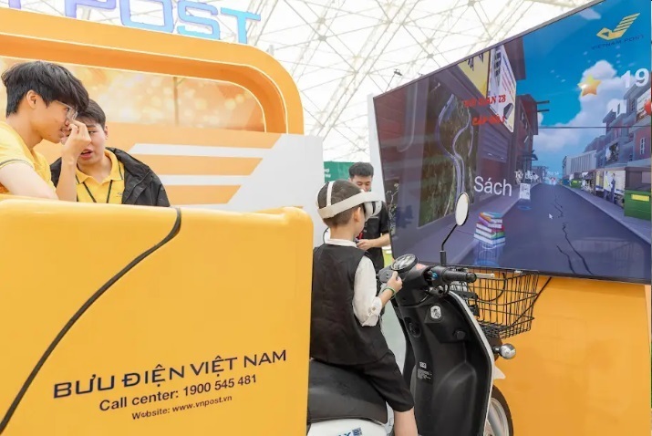 Choáng ngợp giữa Hội chợ Mùa Thu 2025: Mua - Ăn - Chơi - Chill - Check-in cả tuần không hết - 13