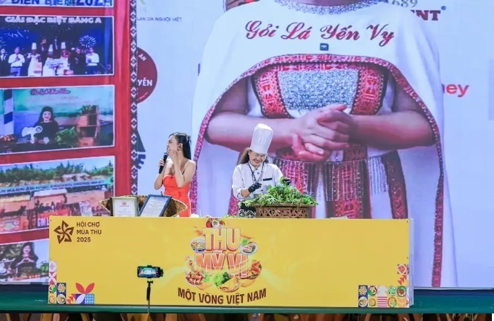 Choáng ngợp giữa Hội chợ Mùa Thu 2025: Mua - Ăn - Chơi - Chill - Check-in cả tuần không hết - 9