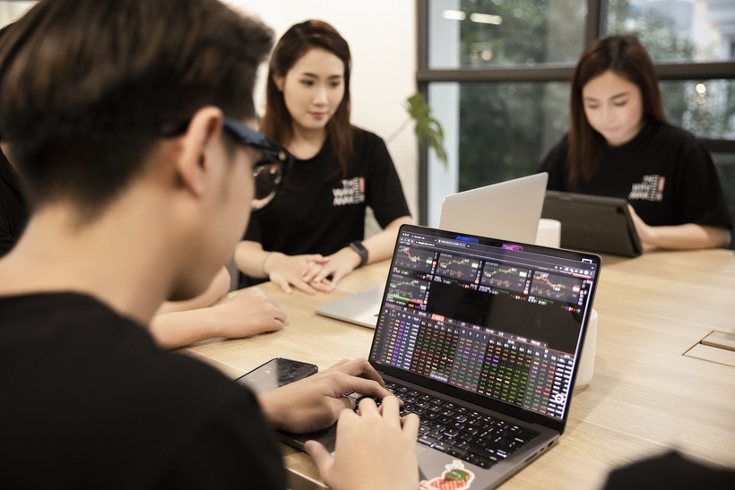 Với nhiều cải tiến công nghệ tiên phong và những chiến lược mới mẻ, DNSE là một trong những công ty chứng khoán có tốc độ tăng trưởng nhanh chóng