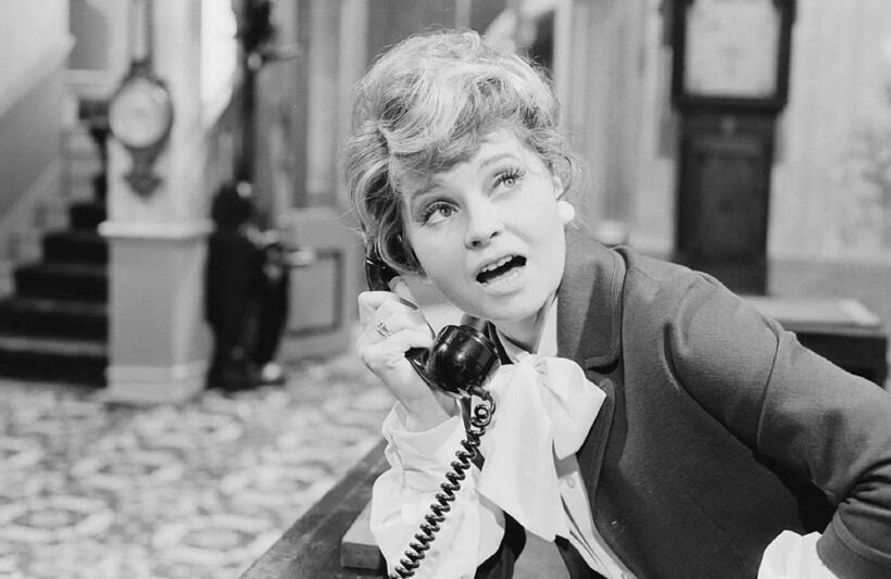 Prunella Scales – ngôi sao của loạt phim hài kinh điển Fawlty Towers – đã qua đời ở tuổi 93.