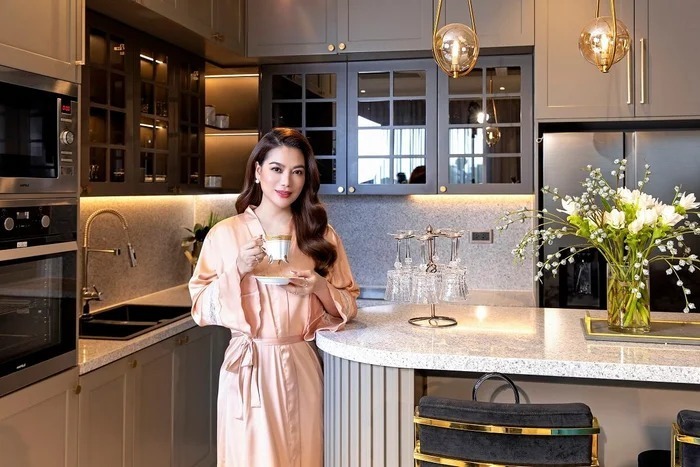 Trương Ngọc Ánh sống con gái sống trong căn biệt thự tọa lạc trên mảnh đất rộng 500m2 tại khu Thảo Điền.