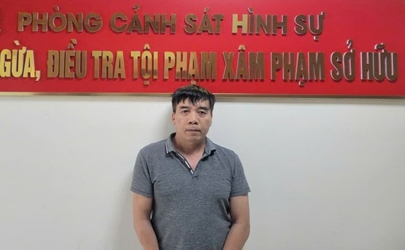 Đội phòng ngừa, điều tra tội phạm xâm phạm sở hữu - Phòng Cảnh sát Hình sự bắt giữ đối tượng Trần Mạnh Toàn. (Ảnh: Công an TP.Hải Phòng)