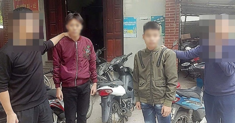 Hai thiếu niên ở Bắc Ninh cướp xe máy của người dân trên cao tốc Hà Nội - Bắc Giang. (Ảnh: Công an tỉnh Bắc Ninh).