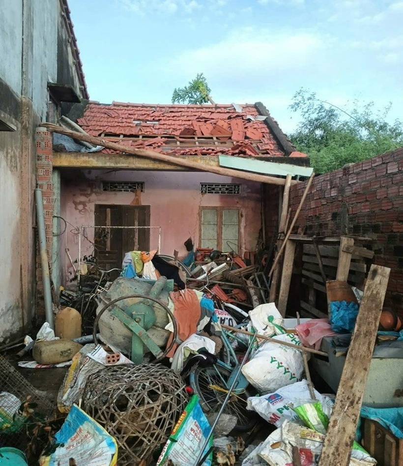 Đến thời điểm hiện tại, công tác khắc phục đang được triển khai khẩn trương, quyết liệt. Tại nhiều khu vực, bộ đội và dân quân đã hoàn thành việc dựng lại nhà tạm, đảm bảo chỗ ở an toàn cho người dân trước khi mưa gió có thể quay trở lại. Lực lượng quân sự cũng tiếp tục bám địa bàn, không để người dân thiếu đói, rét hoặc thiếu nơi trú ngụ an toàn...