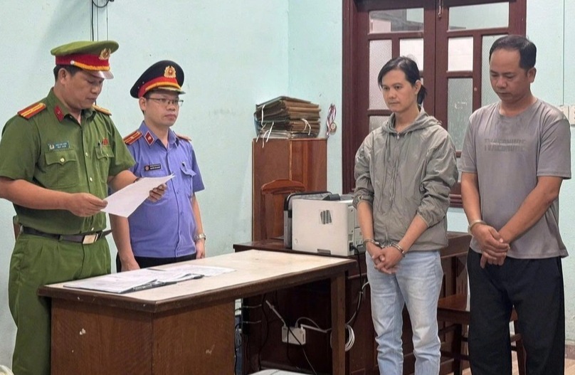 Hai đối tượng hành hung tài xế xe công nghệ bị bắt giam. Ảnh: Thanh Niên