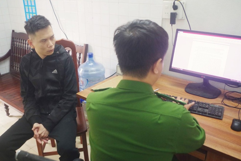 Hoàng Văn Phố tại cơ quan công an. (Ảnh: Cơ quan công an)