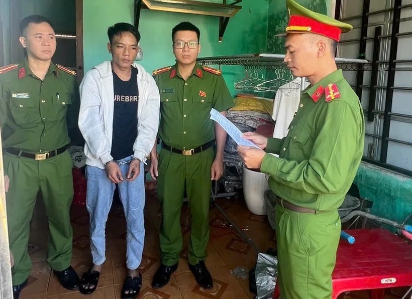 Hoàng Trọng Hiếu bị Cơ quan CSĐT tạm giữ để điều tra. Ảnh: Pháp luật TP.HCM