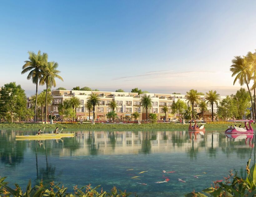 Cuộc sống thư thái bên hồ thơ mộng của cư dân Vinhomes Green City.