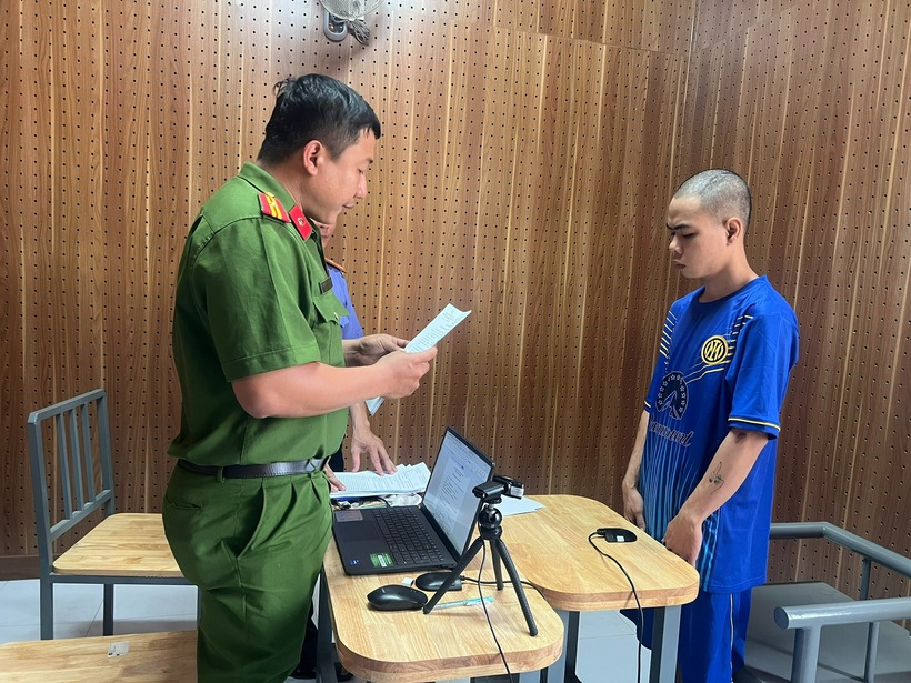 Khởi tố bị can, bắt tạm giam Nguyễn Phát Đạt. Ảnh: Công an Vĩnh Long