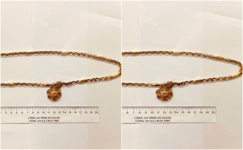 Tang vật là sợi dây chuyền do Út Em cướp giật. (Ảnh: Cơ quan công an)