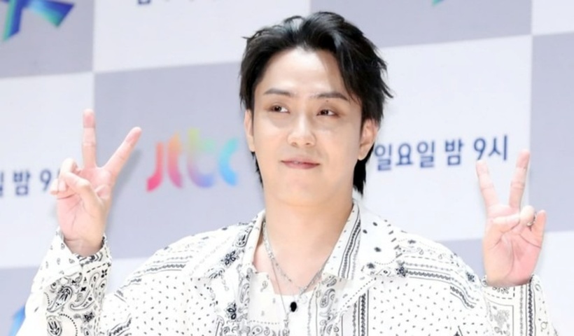 Eun Jiwon bất ngờ tiết lộ đã thực hiện phẫu thuật thắt ống dẫn tinh, thông tin này nhanh chóng thu hút sự quan tâm của dư luận.