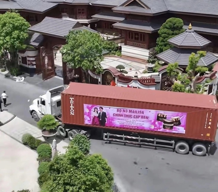 Cục Quản lý Dược đề nghị các cơ sở kinh doanh, người dân cần thận trọng trong việc sử dụng các sản phẩm mỹ phẩm do Công ty MK Skincare nhập khẩu, công bố