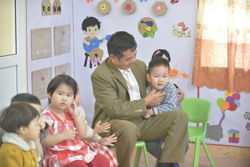 Vượt qua những năm tháng gian khó, giờ đây, những người đặt nền móng cho giáo dục mầm non ở Văn Nho đã được hái quả ngọt.