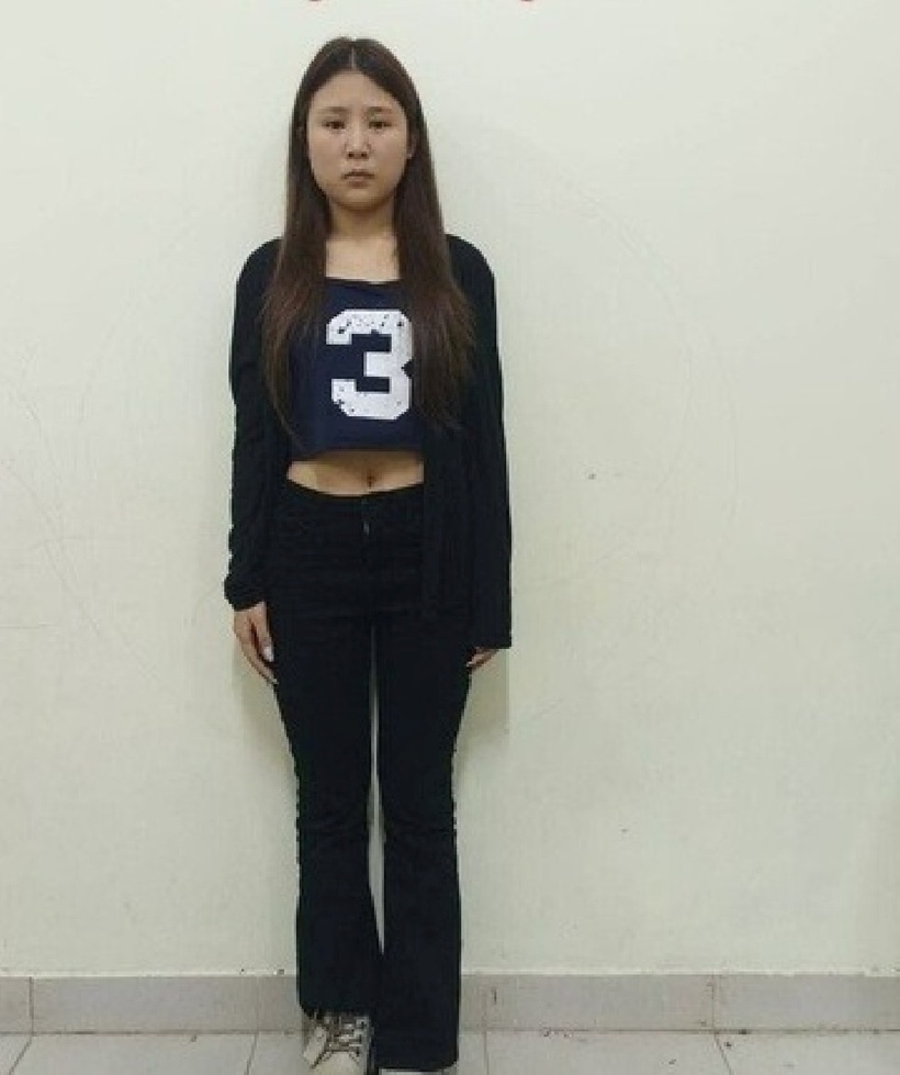 Hot girl Zhang MuCheng bị bắt giữ tại Campuchia vì cáo buộc lừa đảo và buôn người xuyên biên giới. Ảnh: The Cambodia China Times.