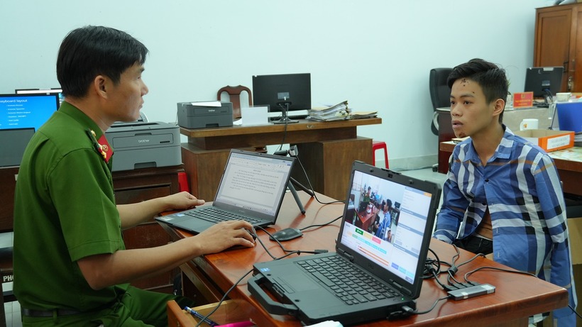 Nguyễn Trọng Cường tại cơ quan công an. Ảnh: Vietnamnet.