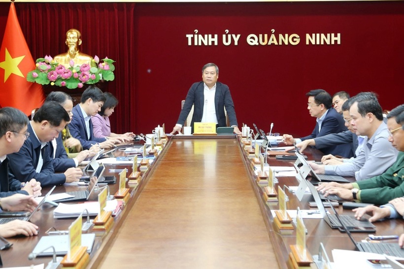 Ban Thường vụ Tỉnh ủy họp chỉ đạo triển khai ngay công tác hỗ trợ với tinh thần hỗ trợ tỉnh Lâm Đồng nhanh nhất, hiệu quả nhất. (Ảnh: Dân trí)