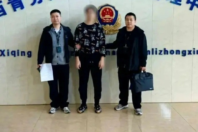 Tại cơ quan điều tra, Lưu khai rằng, toàn bộ ảnh “cô gái” đều là ảnh AI. Ảnh: QQ.