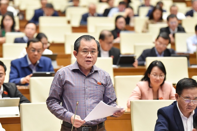 Đại biểu Nguyễn Tâm Hùng (Ảnh: Media Quốc hội.)
