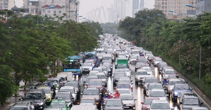 Đối với xe ô tô sản xuất từ năm 2022 tham gia giao thông trên địa bàn Hà Nội và Thành phố Hồ Chí Minh áp dụng Mức 5 từ ngày 1/1/2028