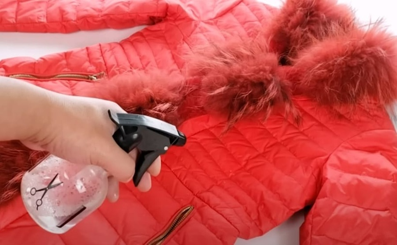 Làm sạch áo phao mà không cần giặt giúp bạn vừa có thể duy trì độ bền đẹp của áo, vừa giữ được form phao phồng tự nhiên mà không lo áo bị vón cục hay ám mùi.