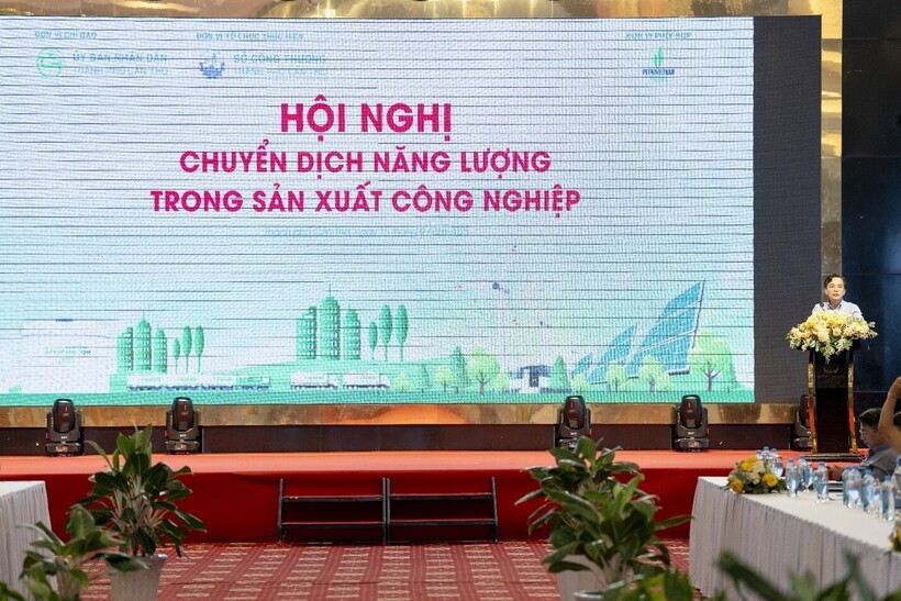 Ông Huỳnh Quang Hải – Phó Tổng Giám đốc PV GAS phát biểu tại Hội nghị