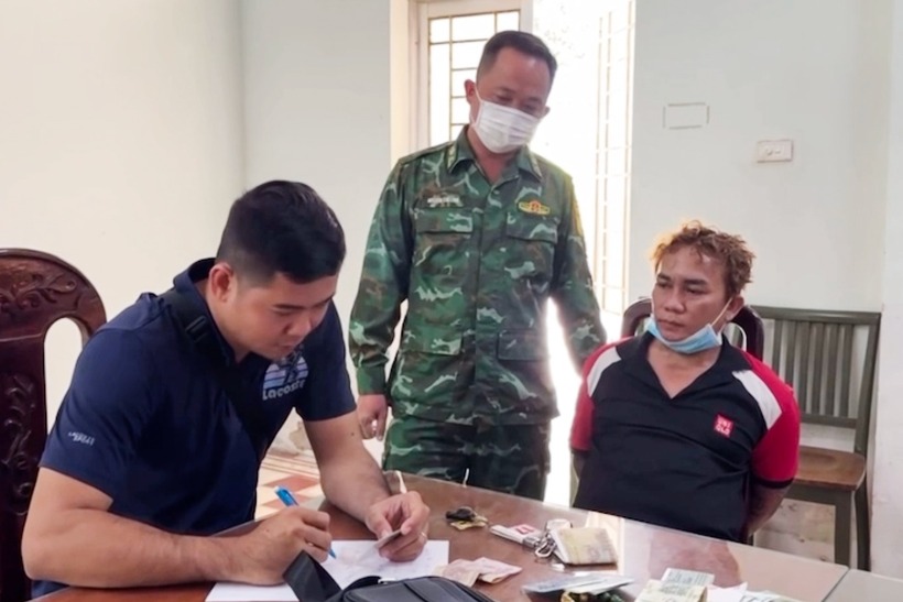 Thành bị lực lượng chức năng bắt giữ sau khi gây án. (Ảnh: )