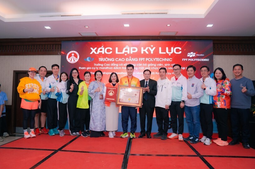 FPT Polytechnic chinh phục thử thách Vietkings: Từ giảng đường tới đường Pitch  - 4